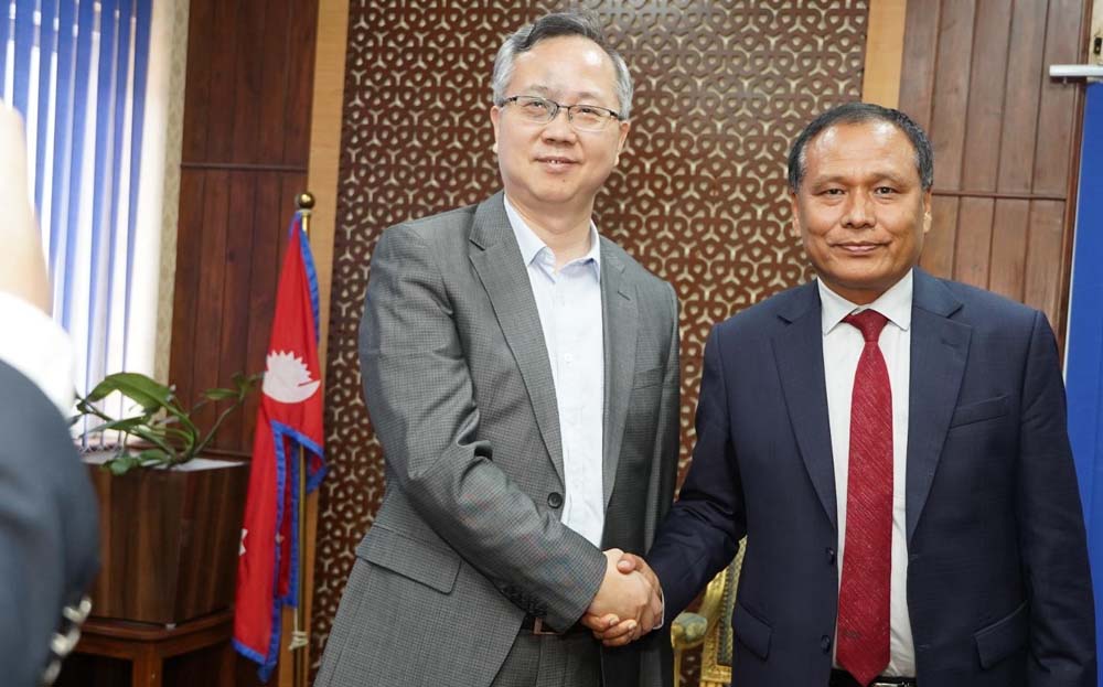 चीन जोड्ने सडक सञ्जाल सुधारमा सहयोगको अपिल