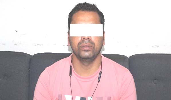 सुनसहित एक जना भारतीय नागरिक पक्राउ