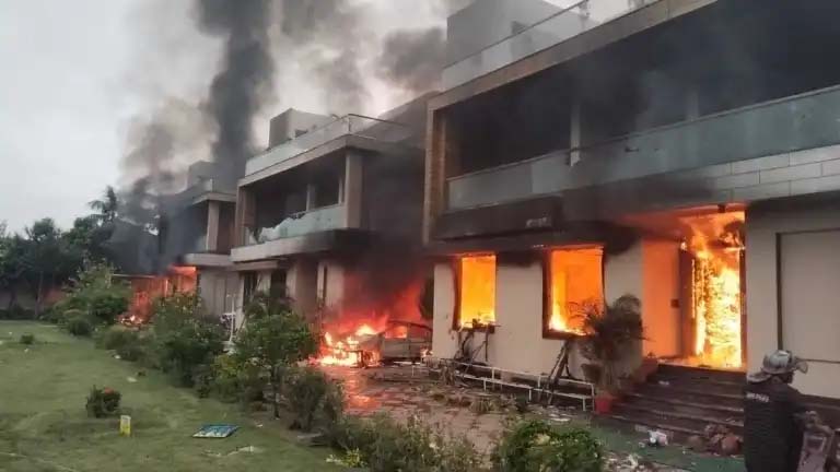 आगजनीमा मृत्यु भएकी हजराको परिवारलाई आर्थिक सहयोग गर्ने निर्णय