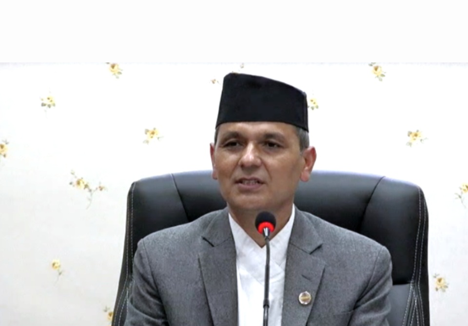 गृहमन्त्री अर्यालले गरे तीनवटै सुरक्षा निकायसँग छलफल