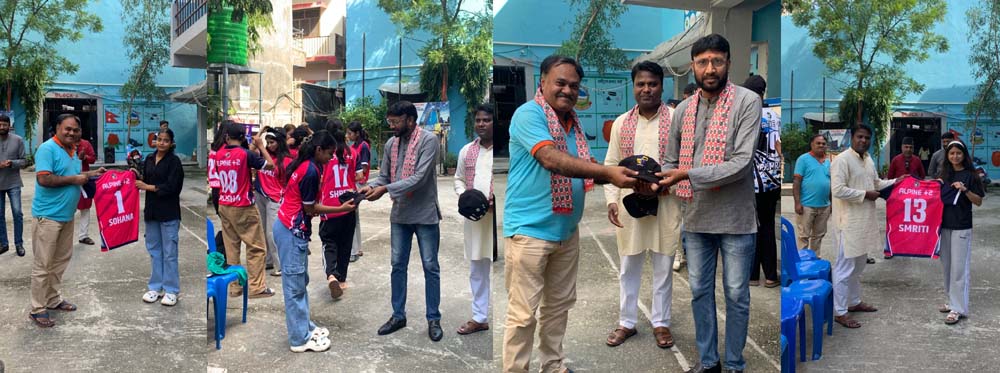 अन्तर्राष्ट्रिय टी–२० क्रिकेट च्याम्पियनसीपमा सहभागी हुँदै अल्पाइन माविको टीम