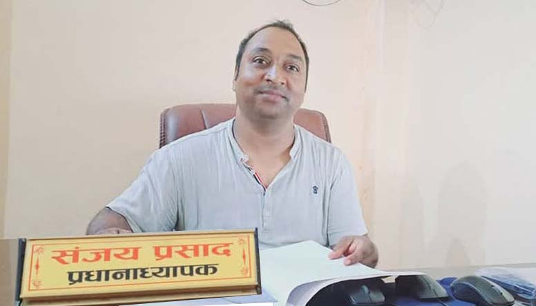 घूस सहित प्रधानाध्यापक र सहयोगी पक्राउ